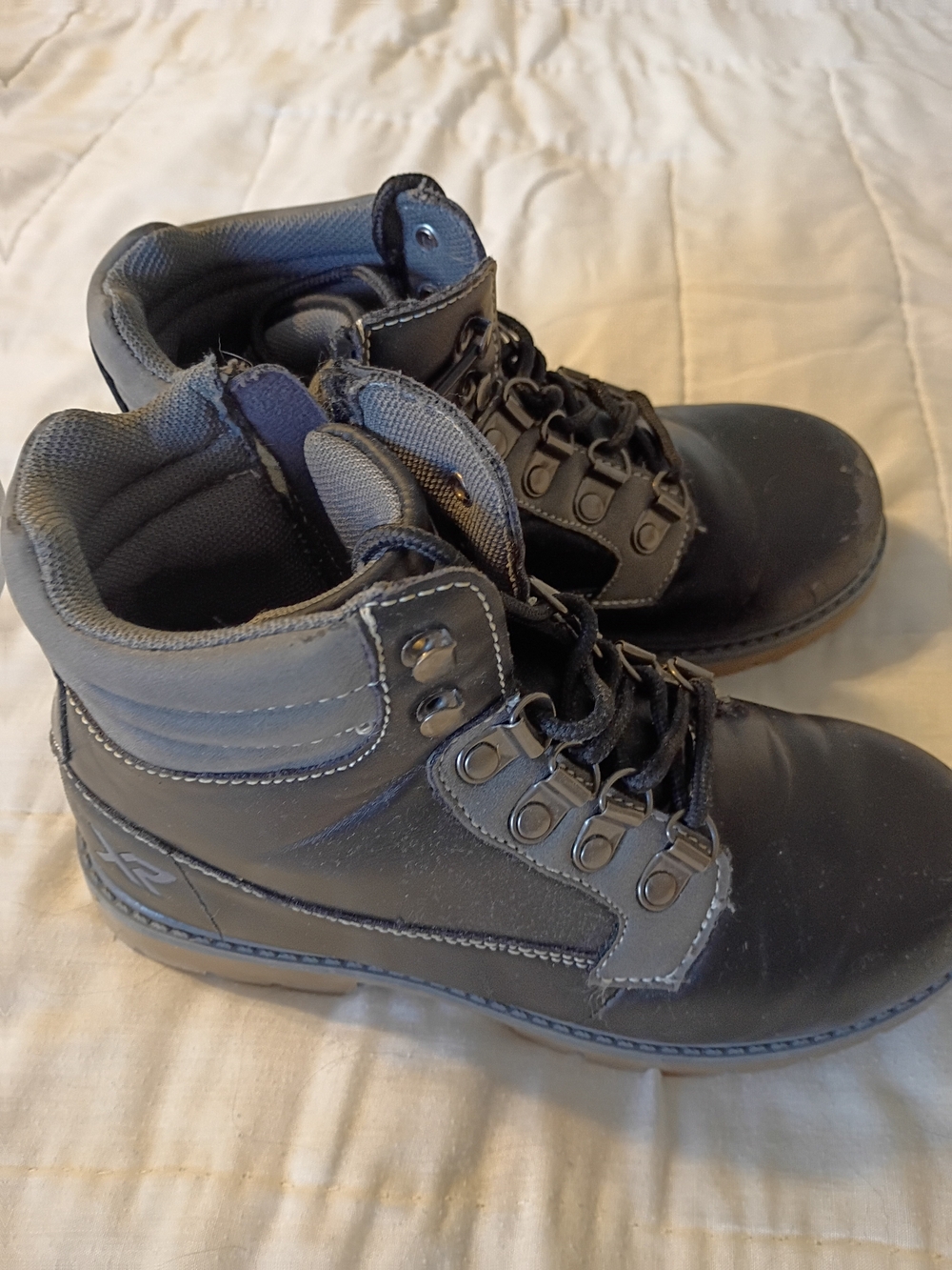 Source Unknown Kids Black and Gray Lace-Up Boots